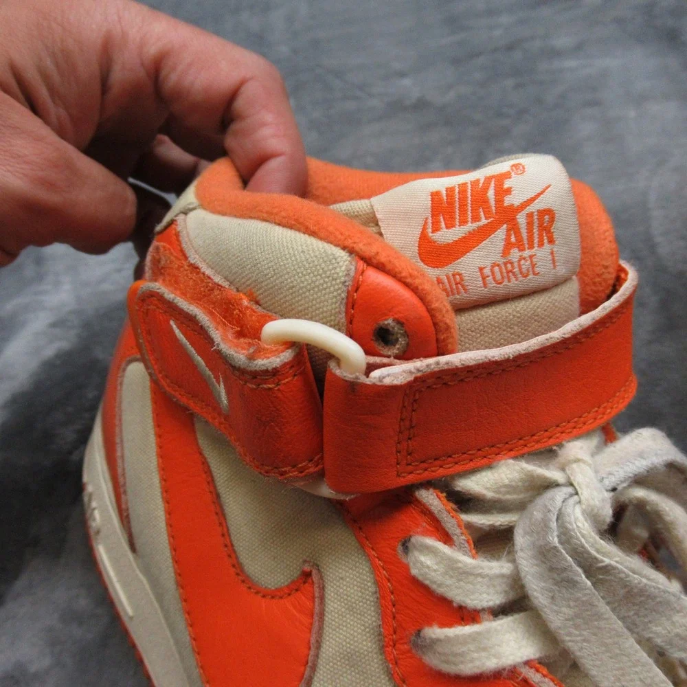 Nike Sneakers Mens US 9 Safety Orange Leather Air Force 1 07' Mid‎ High Lace Up
